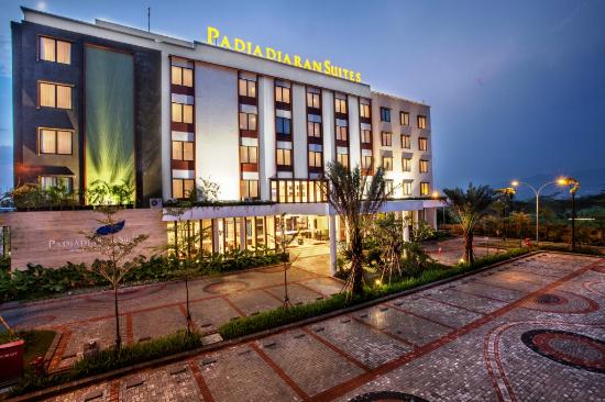 padjadjaran suites resort dan convention hotel Bogor